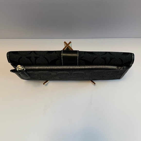 Vintage Coach Hamptons Black Signature Stripe Envelope Wallet - Picture 5 of 17